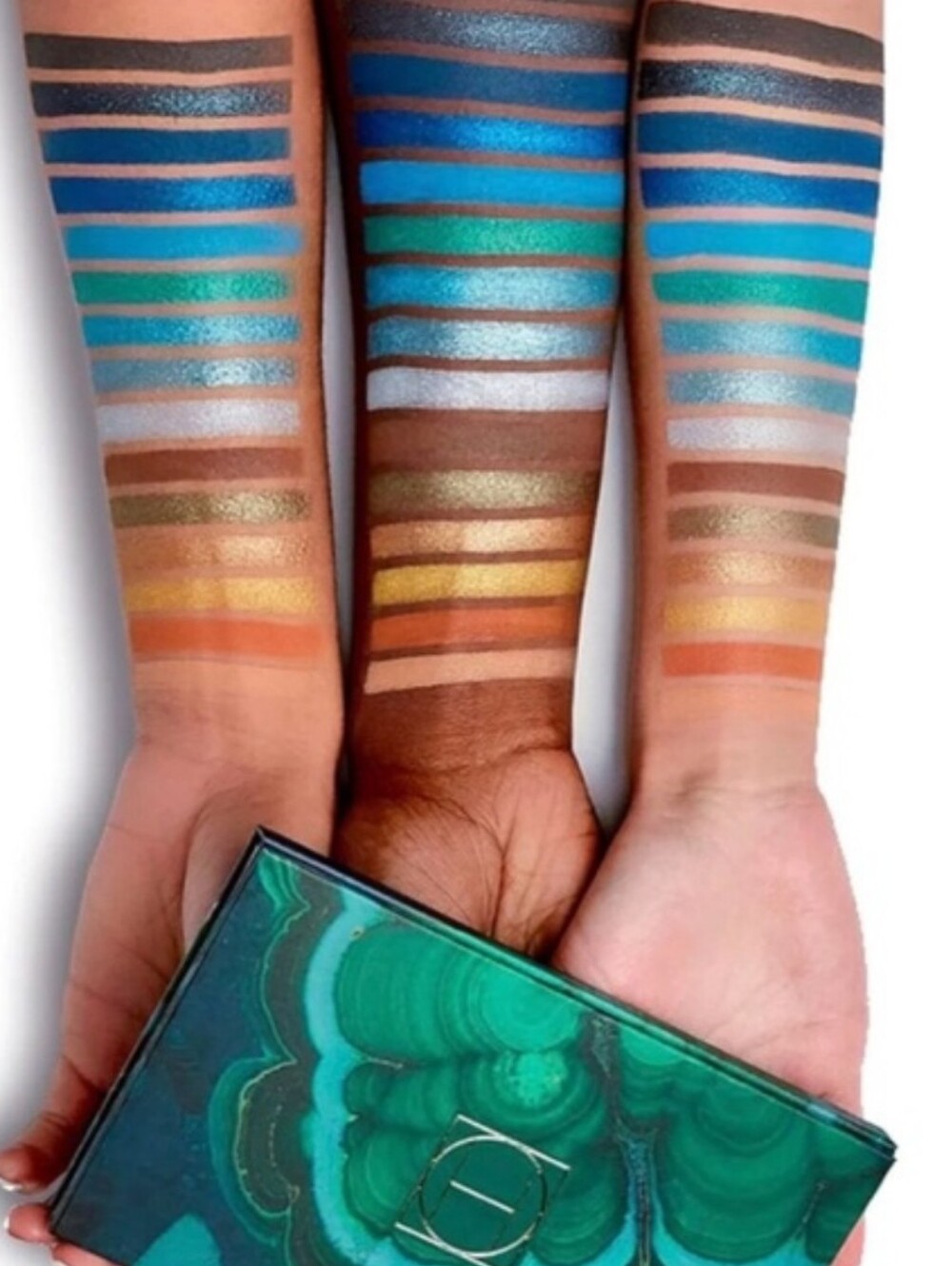 Hipdot Cenote Eyeshadow Palette